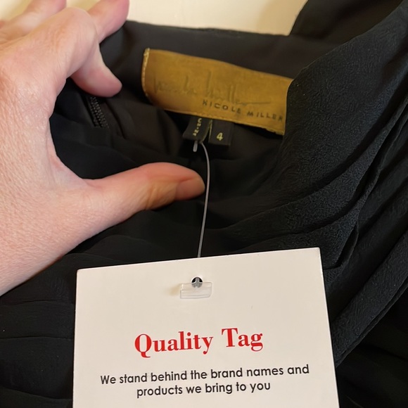 NWT Nicole Miller Black One Shoulder Chiffon Silk Dress. Size 4. - Picture 5 of 14
